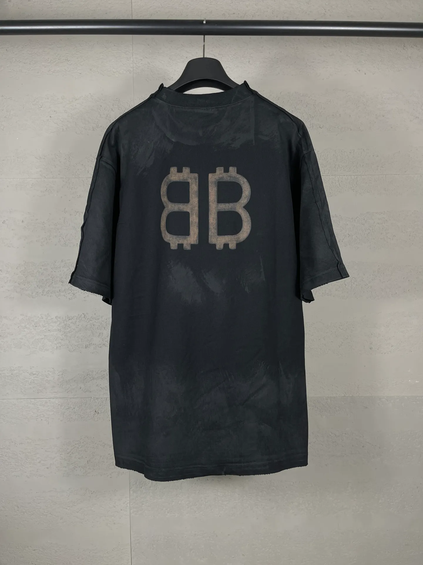 【 . Quality】BALENCI*GA/ .25ss New Arrival T 。 Authentic 。 ‼️ ， 。 . ZP . 260 ， . ， ， 。 Classic ， 。 。 . 。 OS . Same Style。 ：BL 253635 ：Black Size：XS S M L